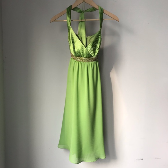 Adrianna Papell Dresses & Skirts - 🚫SOLD🚫 Adrianna Papell Lime Green Silk Halter Dress Sz 8